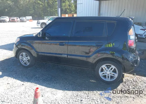 2010 Kia Soul + z USA, uszkodzony, nr VIN KNDJT2A22A7176256